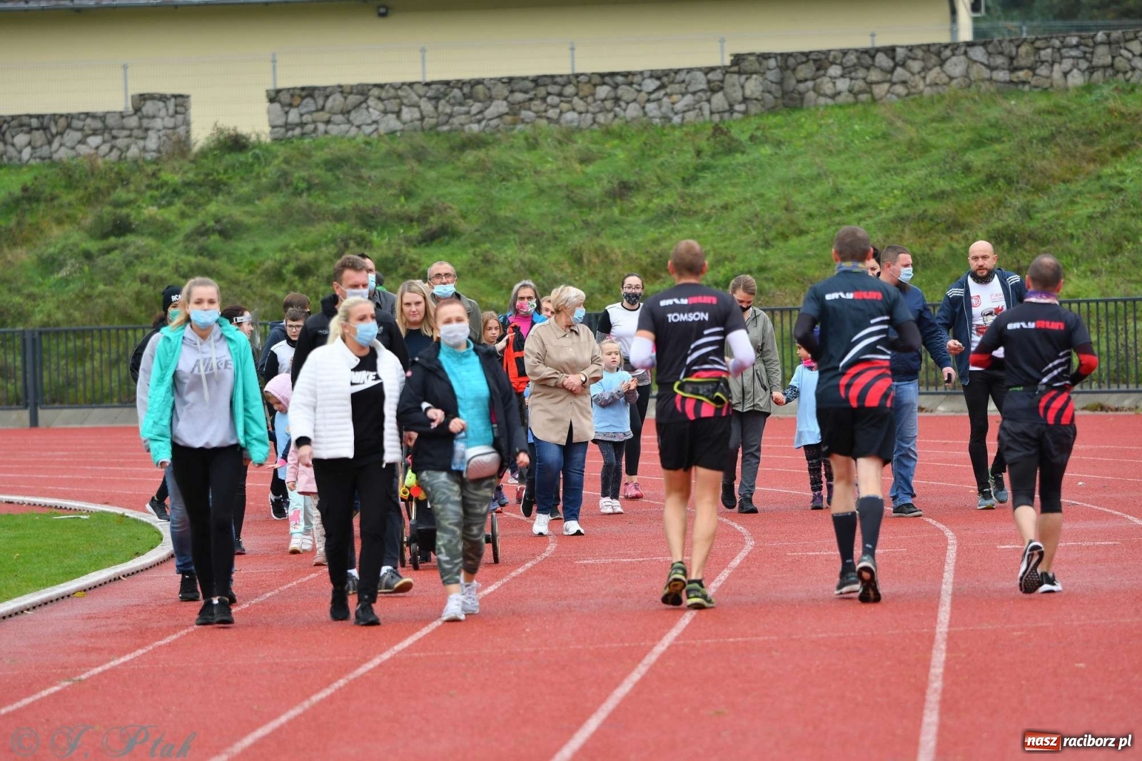 Zdjęcie w galerii na portalu naszraciborz.pl: Jesienny Bieg dla Bożeny [FOTORELACJA] wiadomości z regionu