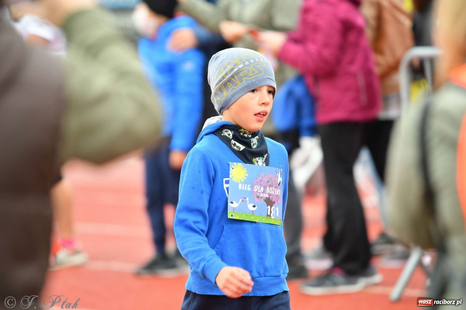 Zdjęcie w galerii na portalu naszraciborz.pl: Jesienny Bieg dla Bożeny [FOTORELACJA] wiadomości z regionu