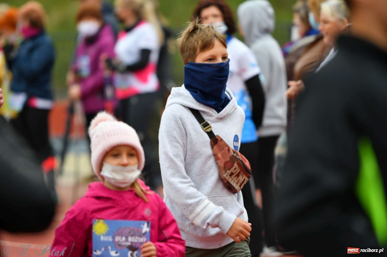Zdjęcie w galerii na portalu naszraciborz.pl: Jesienny Bieg dla Bożeny [FOTORELACJA] wiadomości z regionu