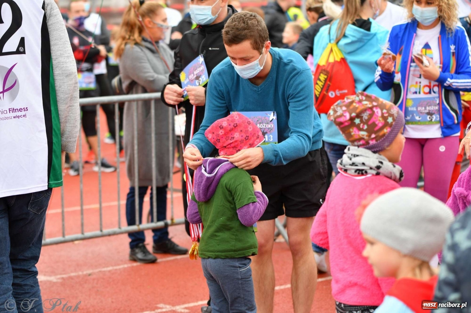 Zdjęcie w galerii na portalu naszraciborz.pl: Jesienny Bieg dla Bożeny [FOTORELACJA] wiadomości z regionu