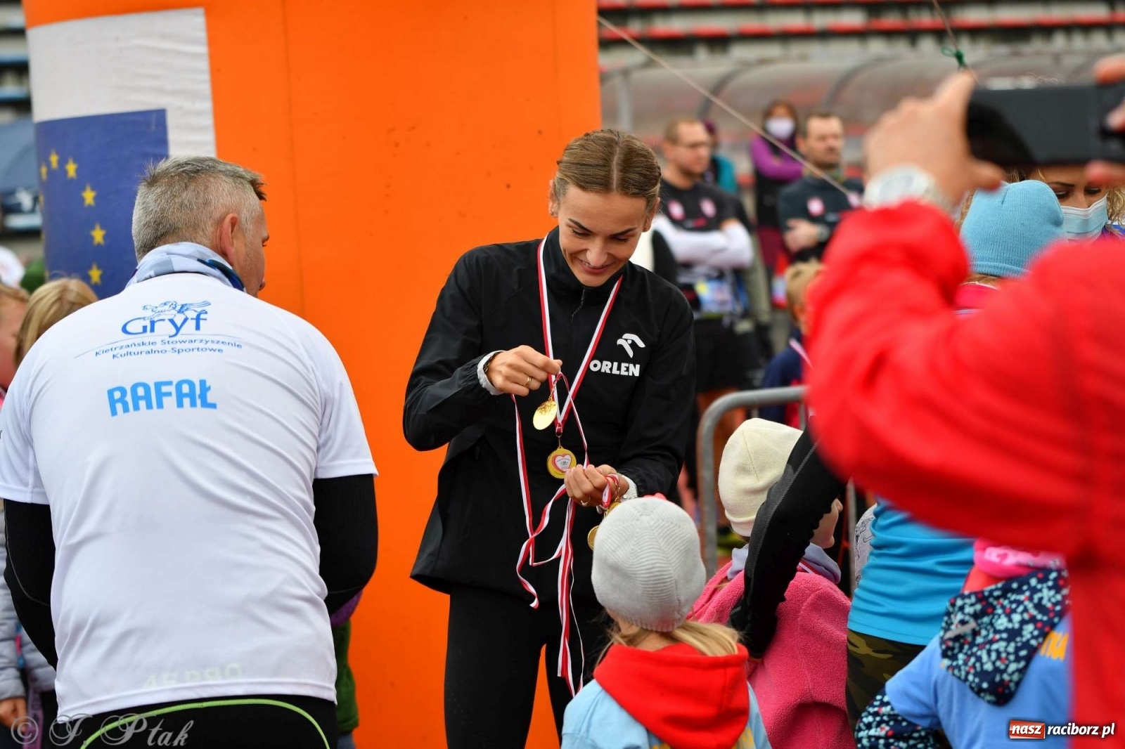 Zdjęcie w galerii na portalu naszraciborz.pl: Jesienny Bieg dla Bożeny [FOTORELACJA] wiadomości z regionu