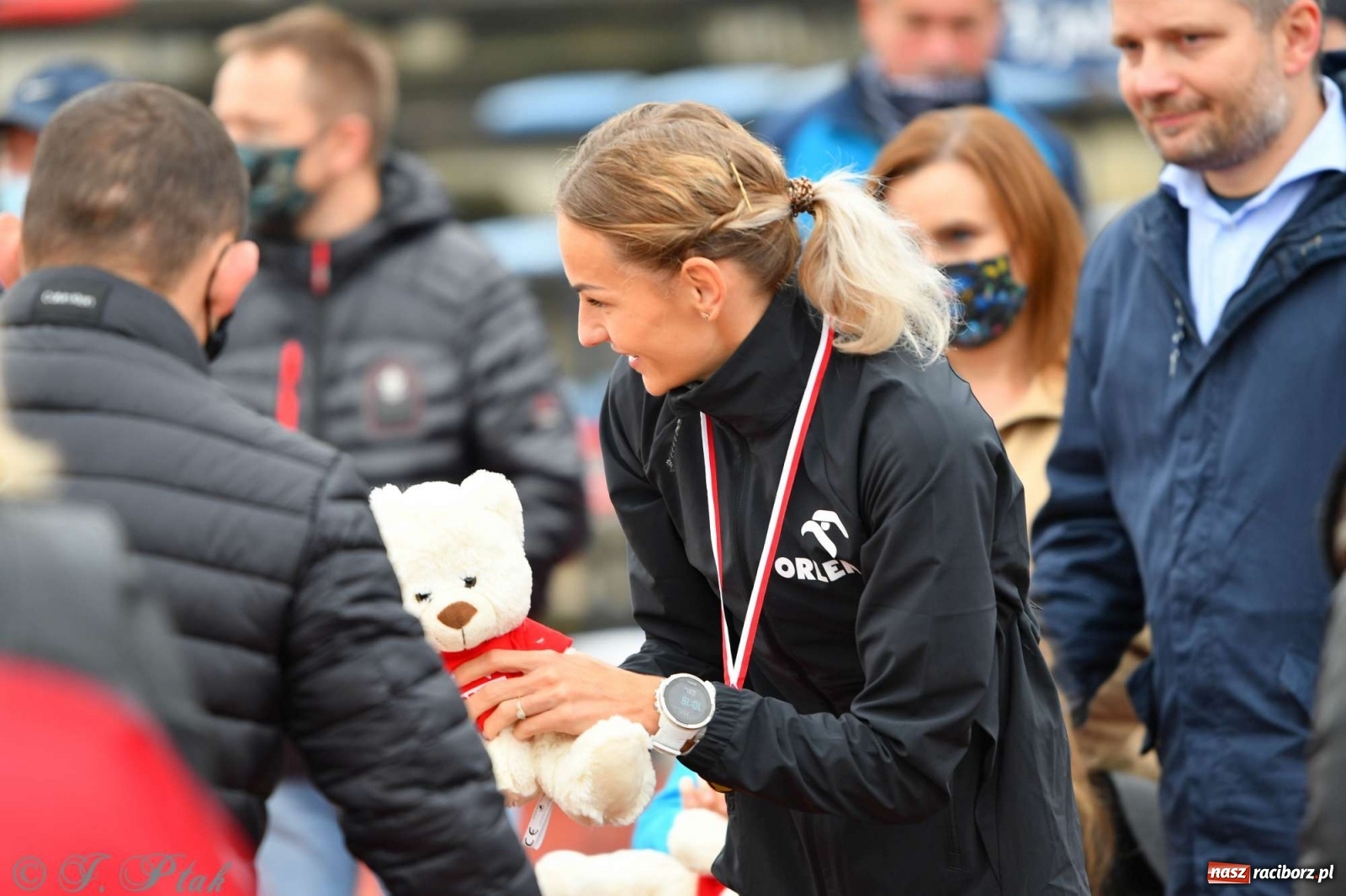Zdjęcie w galerii na portalu naszraciborz.pl: Jesienny Bieg dla Bożeny [FOTORELACJA] wiadomości z regionu