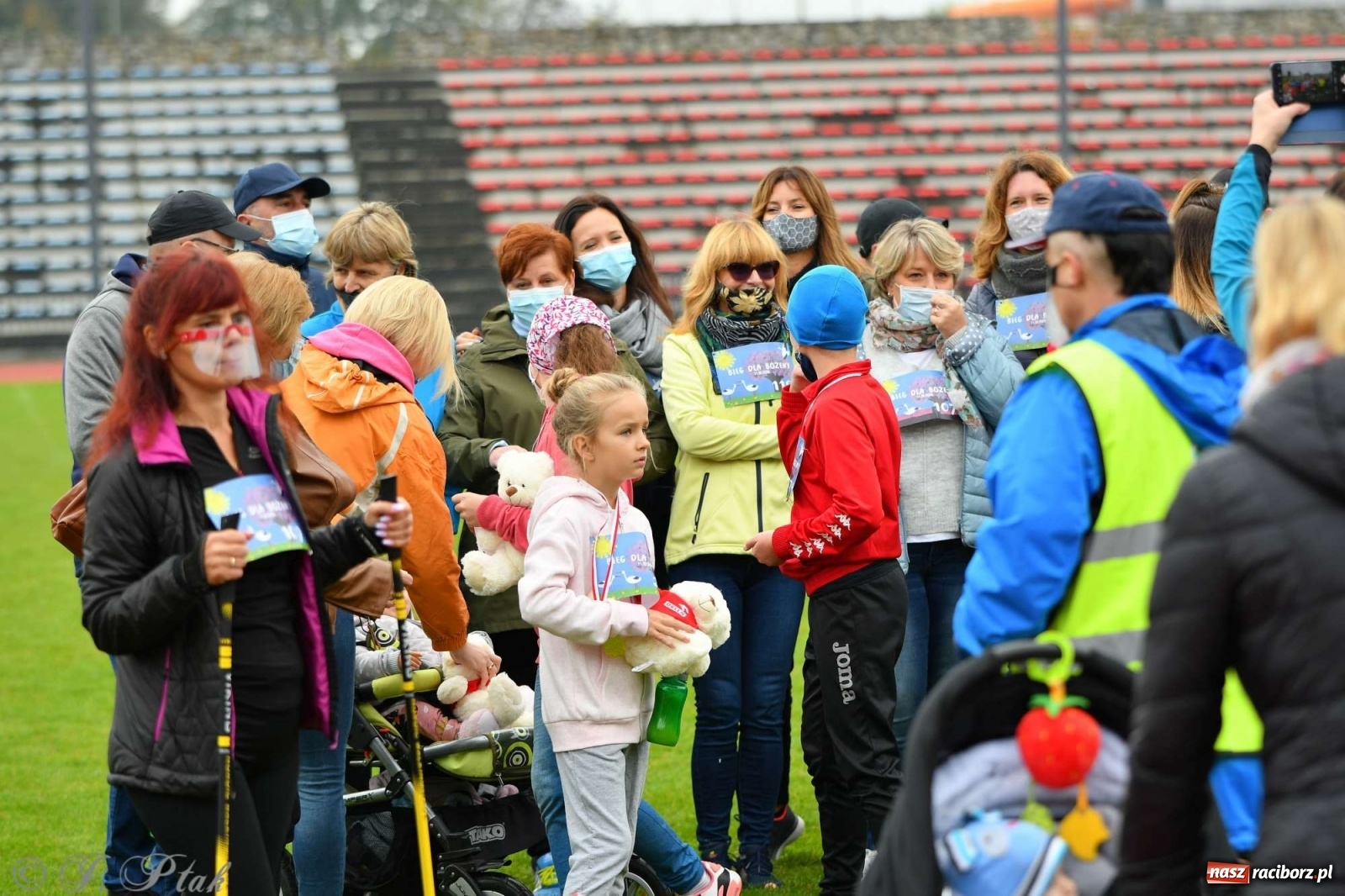 Zdjęcie w galerii na portalu naszraciborz.pl: Jesienny Bieg dla Bożeny [FOTORELACJA] wiadomości z regionu