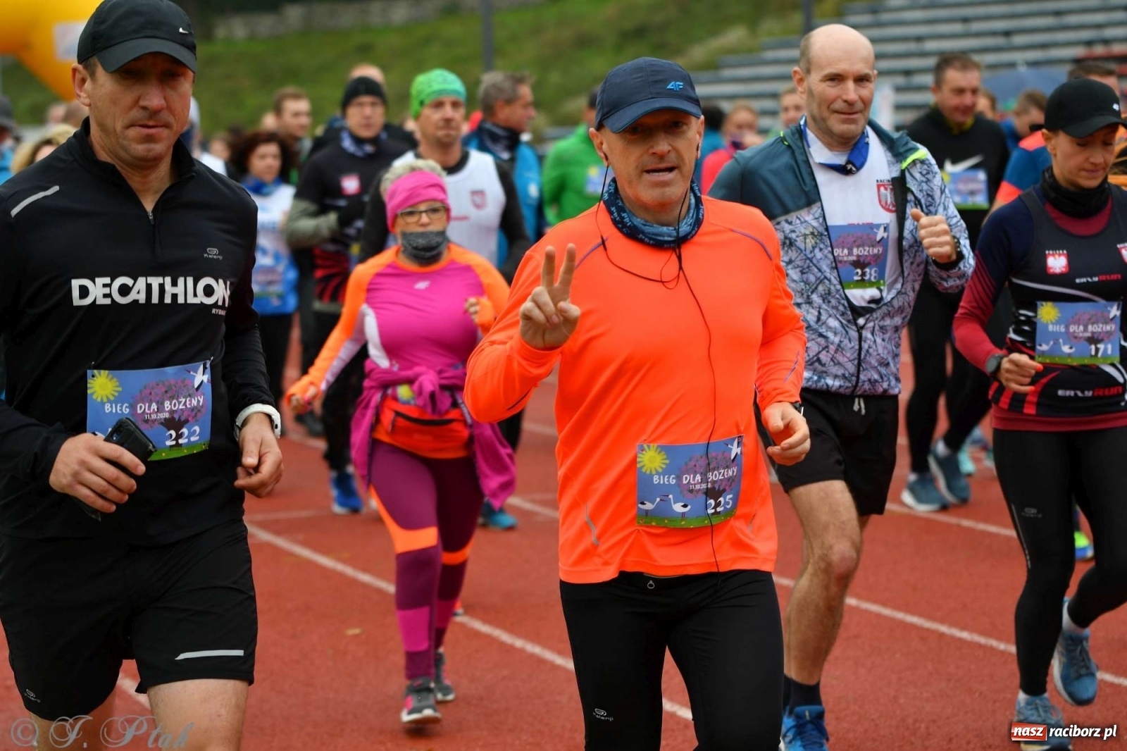 Zdjęcie w galerii na portalu naszraciborz.pl: Jesienny Bieg dla Bożeny [FOTORELACJA] wiadomości z regionu