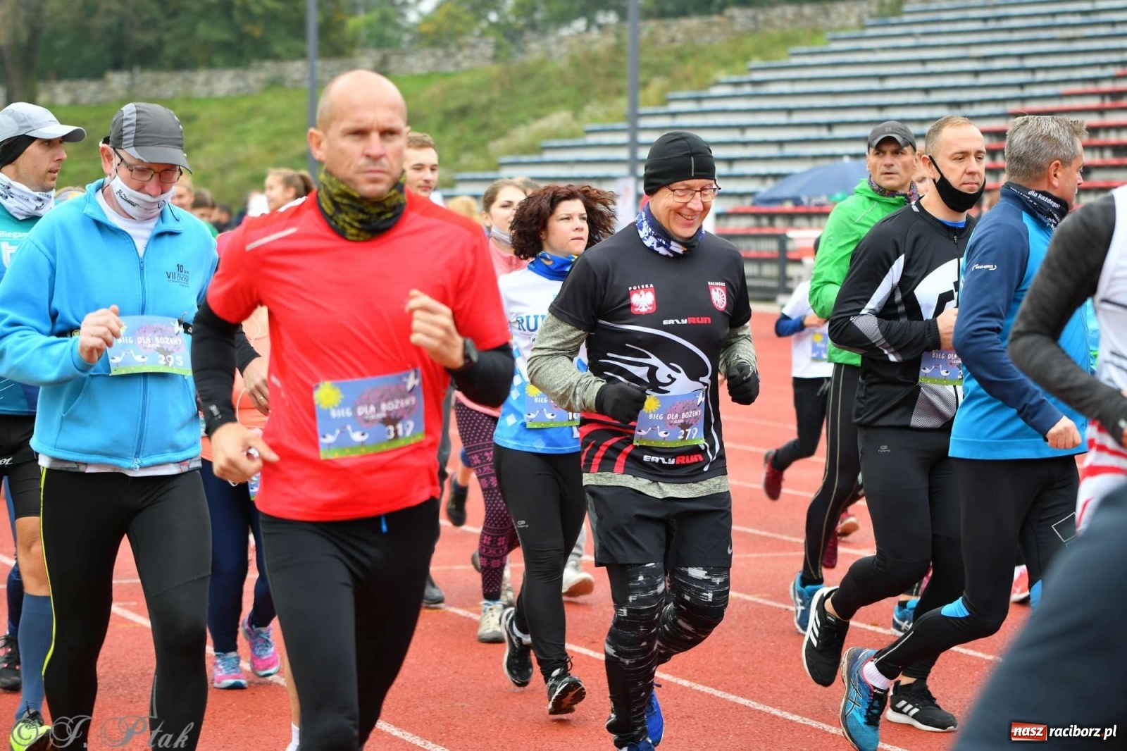 Zdjęcie w galerii na portalu naszraciborz.pl: Jesienny Bieg dla Bożeny [FOTORELACJA] wiadomości z regionu