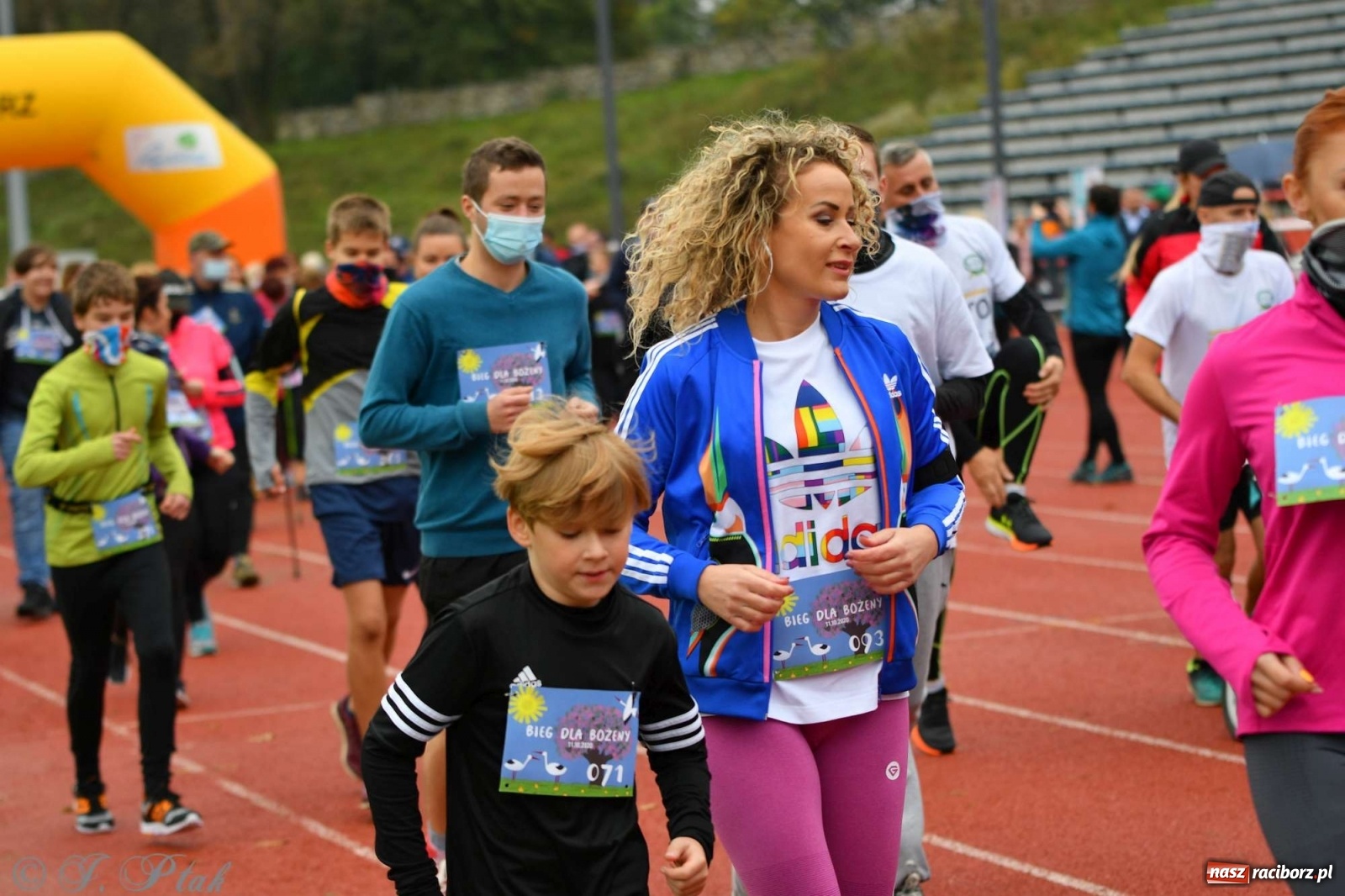 Zdjęcie w galerii na portalu naszraciborz.pl: Jesienny Bieg dla Bożeny [FOTORELACJA] wiadomości z regionu