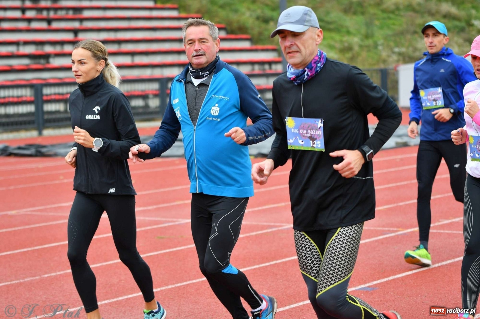 Zdjęcie w galerii na portalu naszraciborz.pl: Jesienny Bieg dla Bożeny [FOTORELACJA] wiadomości z regionu