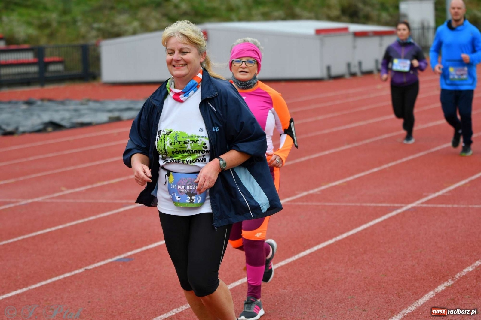 Zdjęcie w galerii na portalu naszraciborz.pl: Jesienny Bieg dla Bożeny [FOTORELACJA] wiadomości z regionu