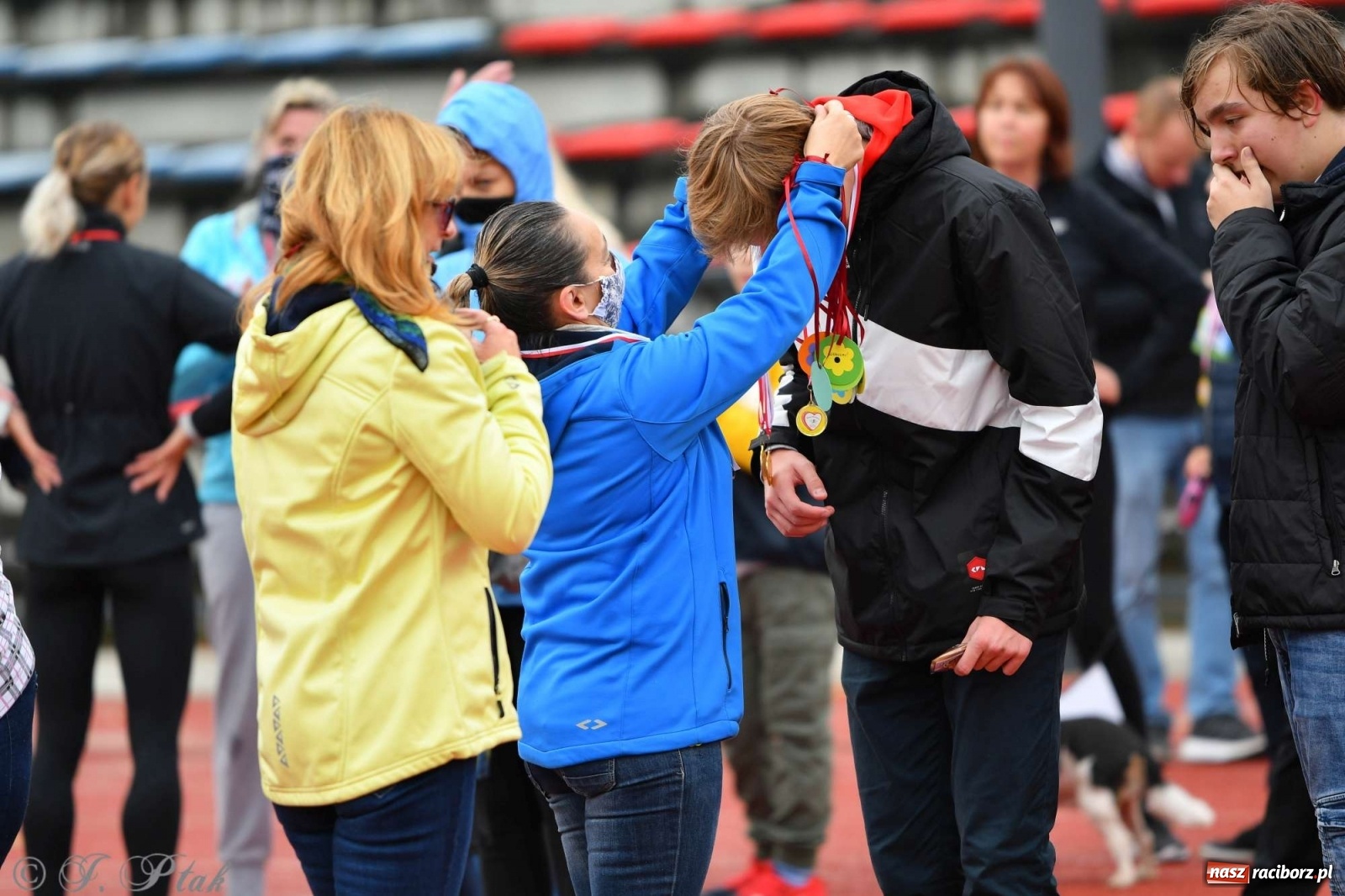 Zdjęcie w galerii na portalu naszraciborz.pl: Jesienny Bieg dla Bożeny [FOTORELACJA] wiadomości z regionu
