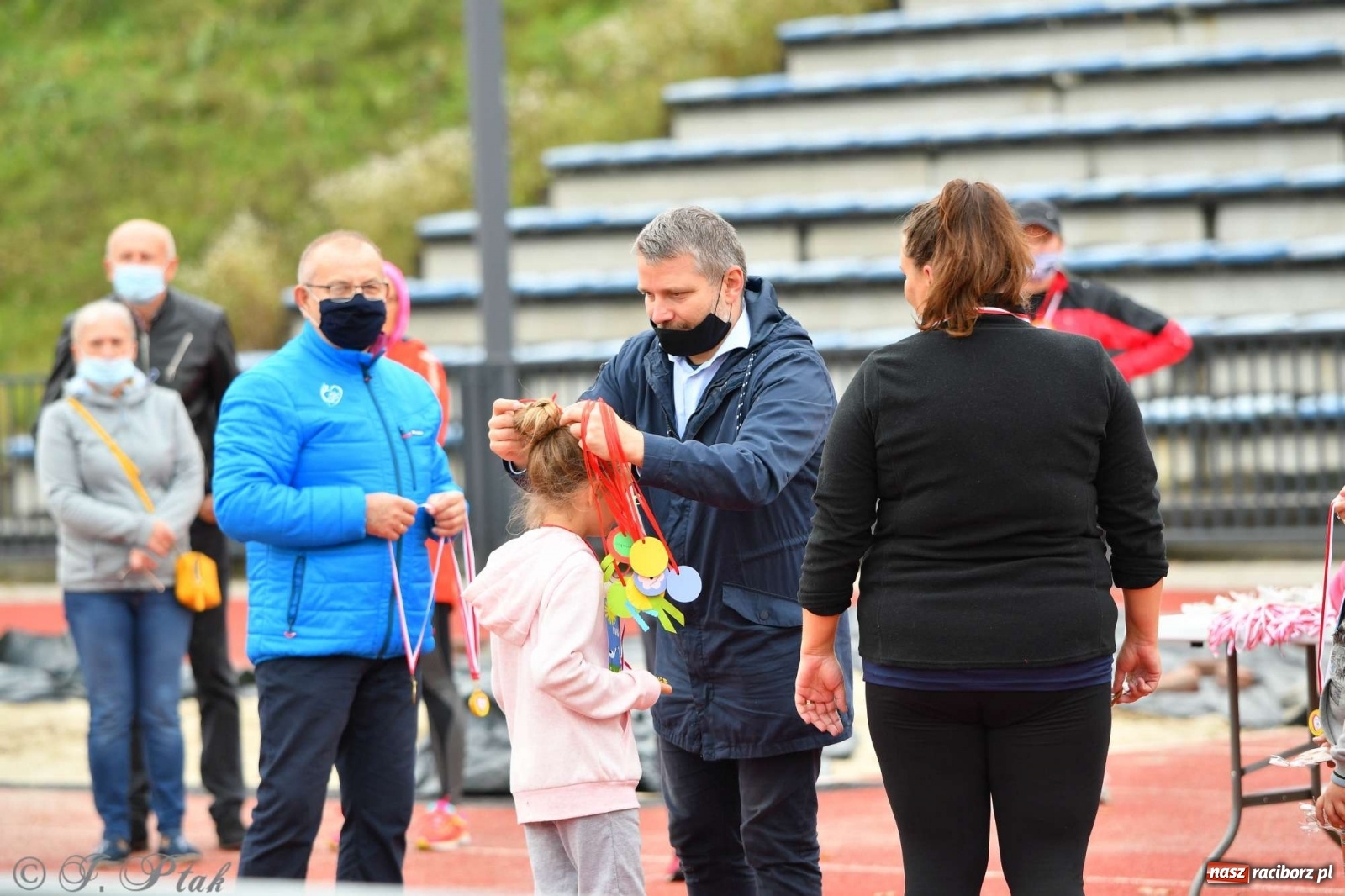 Zdjęcie w galerii na portalu naszraciborz.pl: Jesienny Bieg dla Bożeny [FOTORELACJA] wiadomości z regionu
