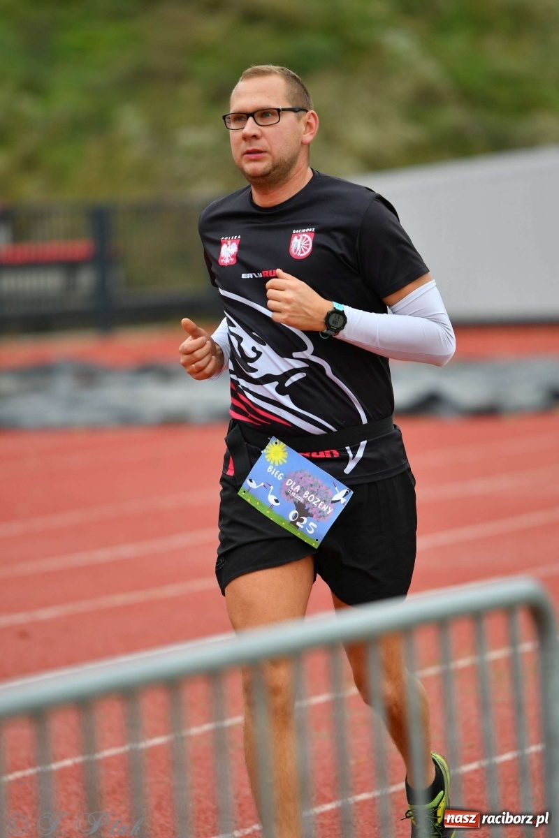 Zdjęcie w galerii na portalu naszraciborz.pl: Jesienny Bieg dla Bożeny [FOTORELACJA] wiadomości z regionu