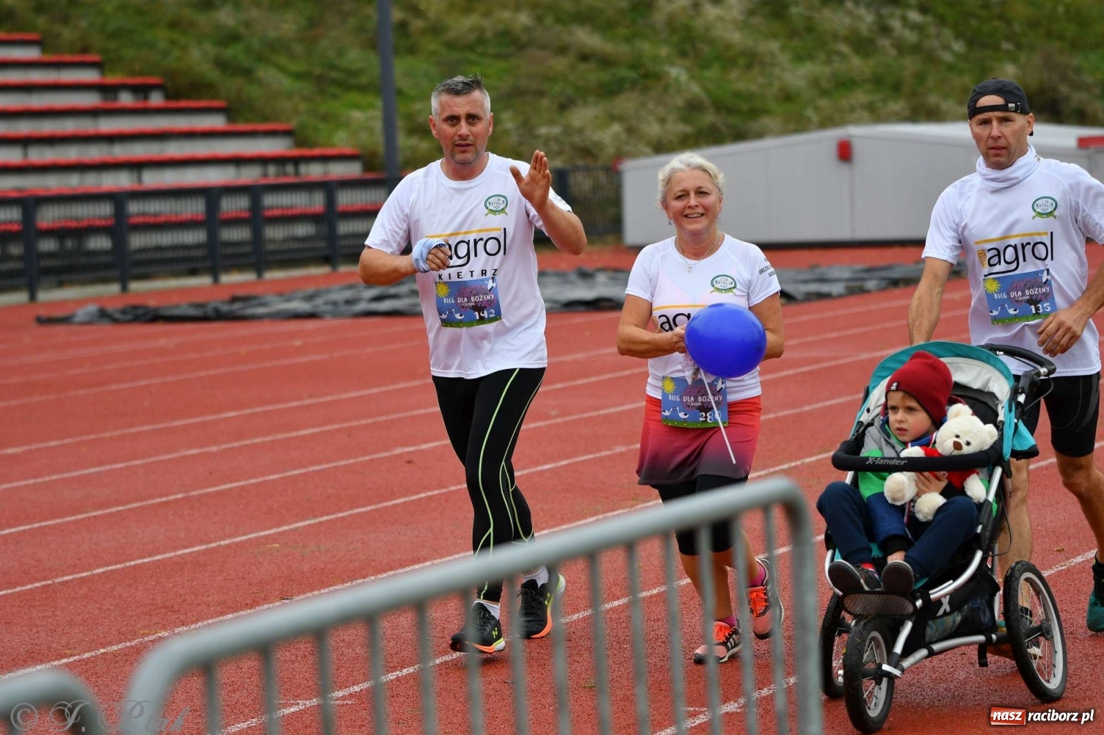 Zdjęcie w galerii na portalu naszraciborz.pl: Jesienny Bieg dla Bożeny [FOTORELACJA] wiadomości z regionu