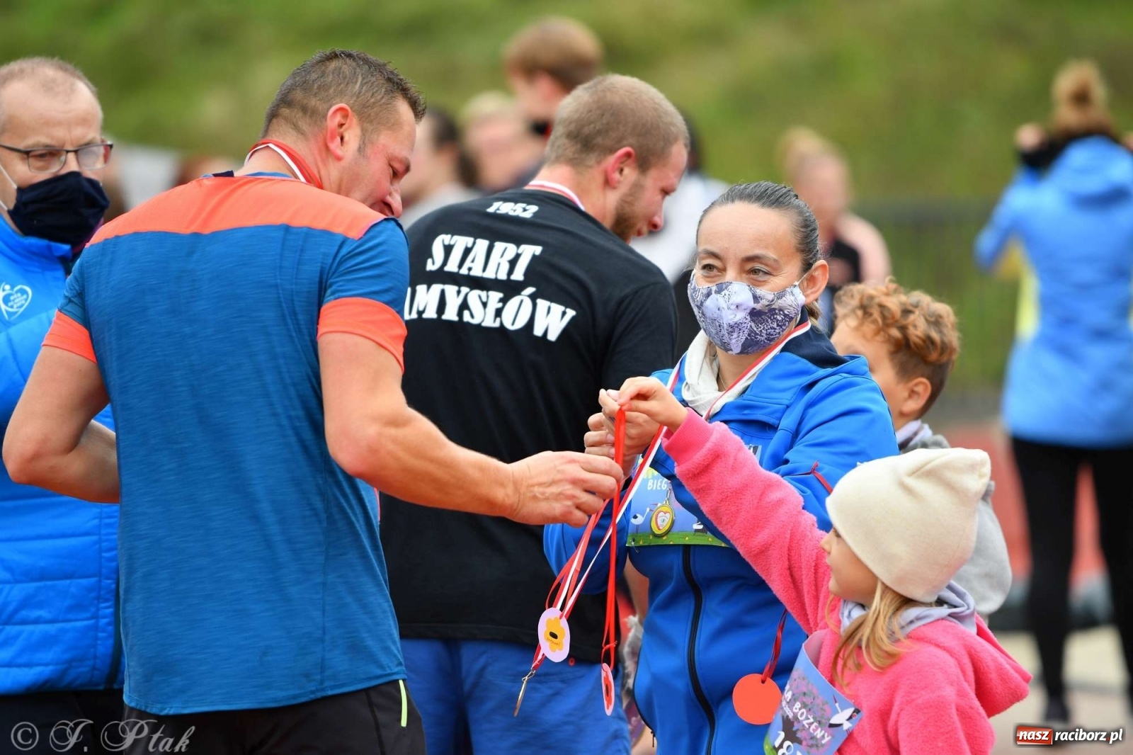 Zdjęcie w galerii na portalu naszraciborz.pl: Jesienny Bieg dla Bożeny [FOTORELACJA] wiadomości z regionu
