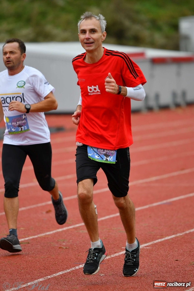 Zdjęcie w galerii na portalu naszraciborz.pl: Jesienny Bieg dla Bożeny [FOTORELACJA] wiadomości z regionu