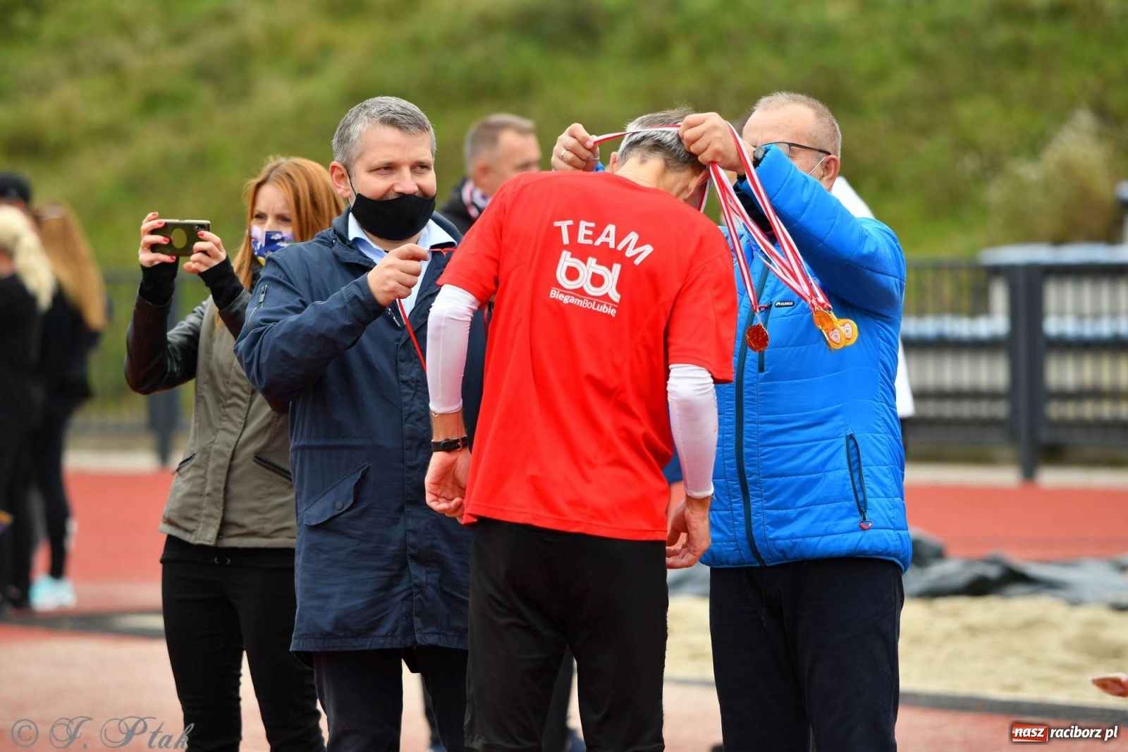 Zdjęcie w galerii na portalu naszraciborz.pl: Jesienny Bieg dla Bożeny [FOTORELACJA] wiadomości z regionu