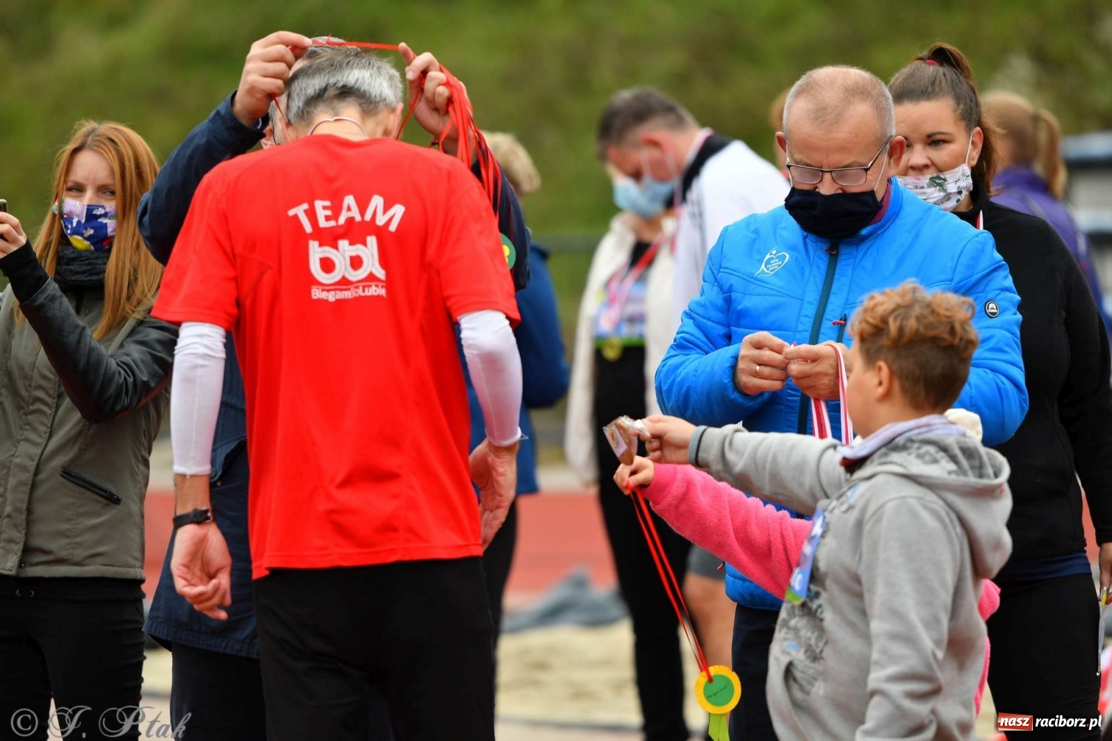 Zdjęcie w galerii na portalu naszraciborz.pl: Jesienny Bieg dla Bożeny [FOTORELACJA] wiadomości z regionu