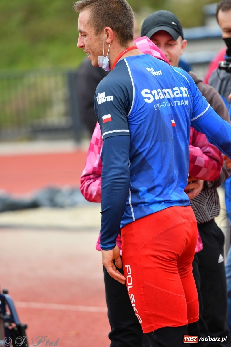 Zdjęcie w galerii na portalu naszraciborz.pl: Jesienny Bieg dla Bożeny [FOTORELACJA] wiadomości z regionu