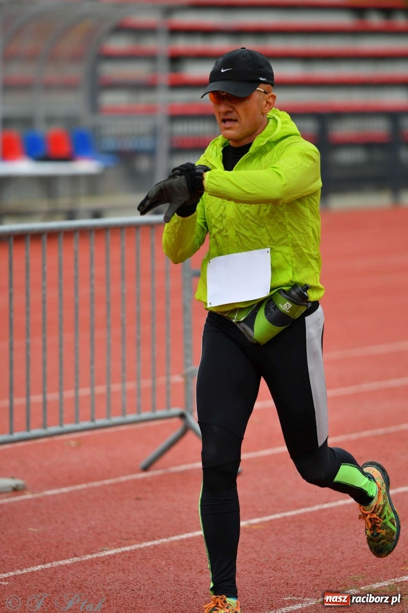 Zdjęcie w galerii na portalu naszraciborz.pl: Jesienny Bieg dla Bożeny [FOTORELACJA] wiadomości z regionu