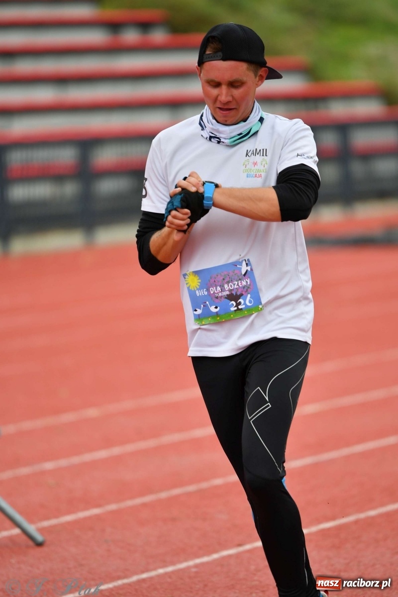 Zdjęcie w galerii na portalu naszraciborz.pl: Jesienny Bieg dla Bożeny [FOTORELACJA] wiadomości z regionu