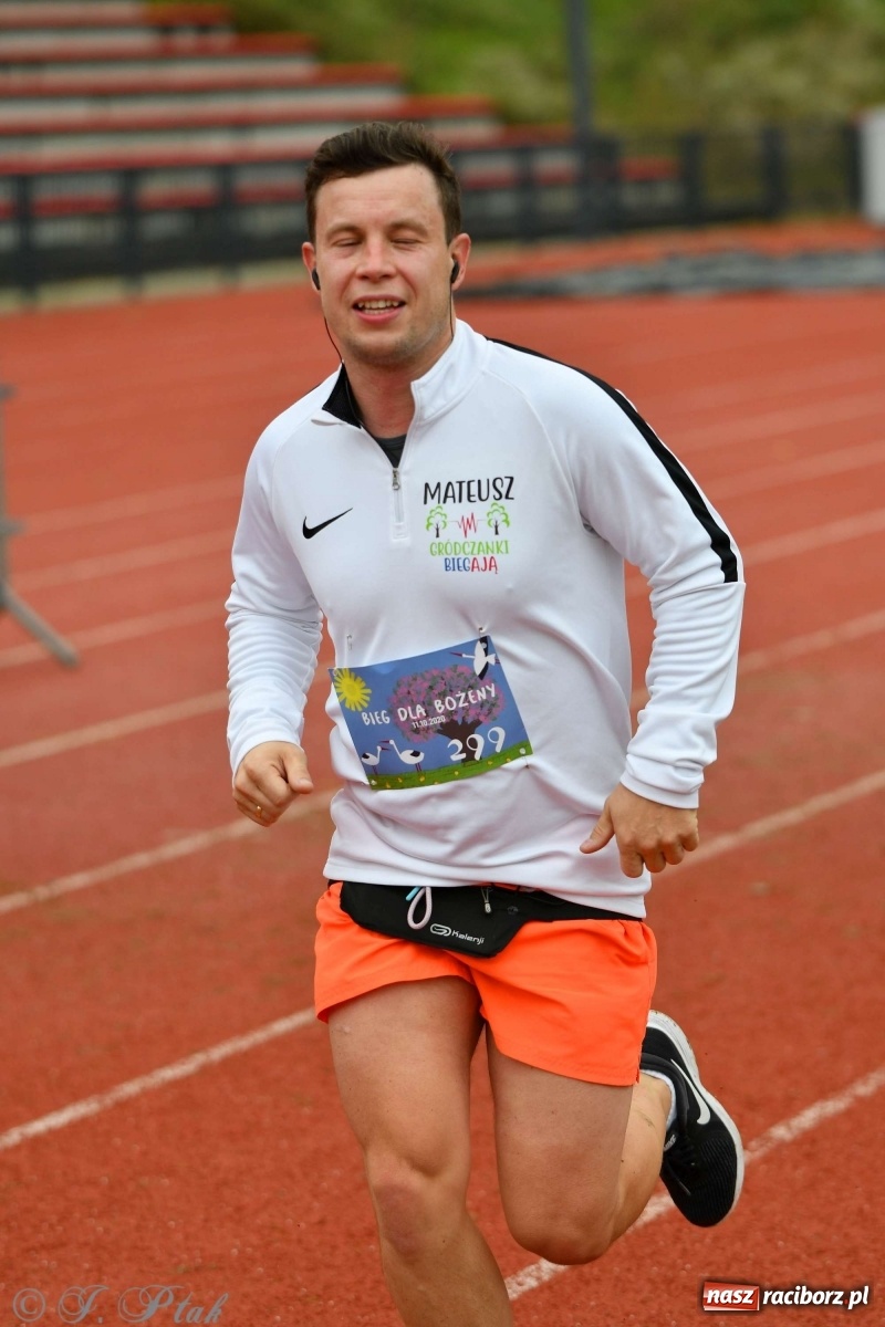 Zdjęcie w galerii na portalu naszraciborz.pl: Jesienny Bieg dla Bożeny [FOTORELACJA] wiadomości z regionu