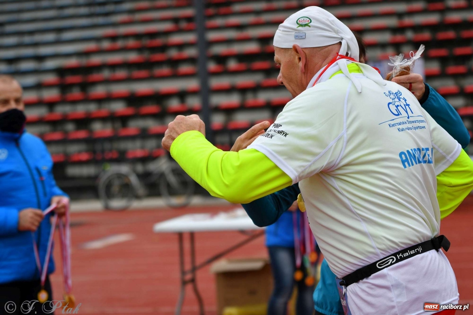 Zdjęcie w galerii na portalu naszraciborz.pl: Jesienny Bieg dla Bożeny [FOTORELACJA] wiadomości z regionu