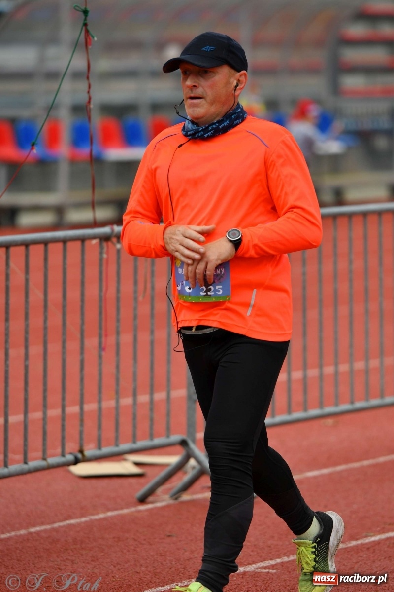 Zdjęcie w galerii na portalu naszraciborz.pl: Jesienny Bieg dla Bożeny [FOTORELACJA] wiadomości z regionu