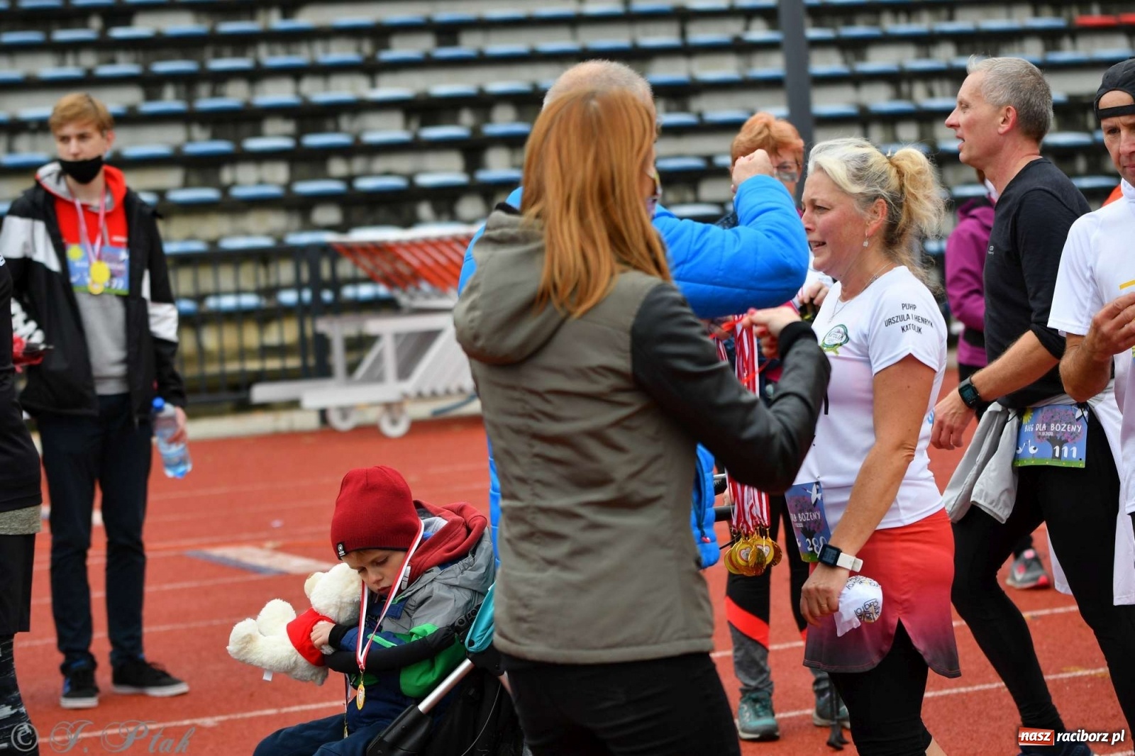 Zdjęcie w galerii na portalu naszraciborz.pl: Jesienny Bieg dla Bożeny [FOTORELACJA] wiadomości z regionu