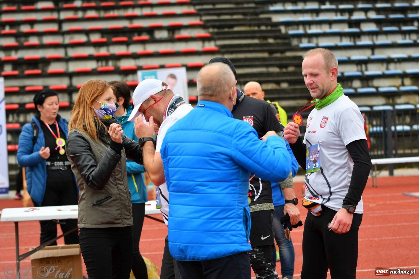 Zdjęcie w galerii na portalu naszraciborz.pl: Jesienny Bieg dla Bożeny [FOTORELACJA] wiadomości z regionu