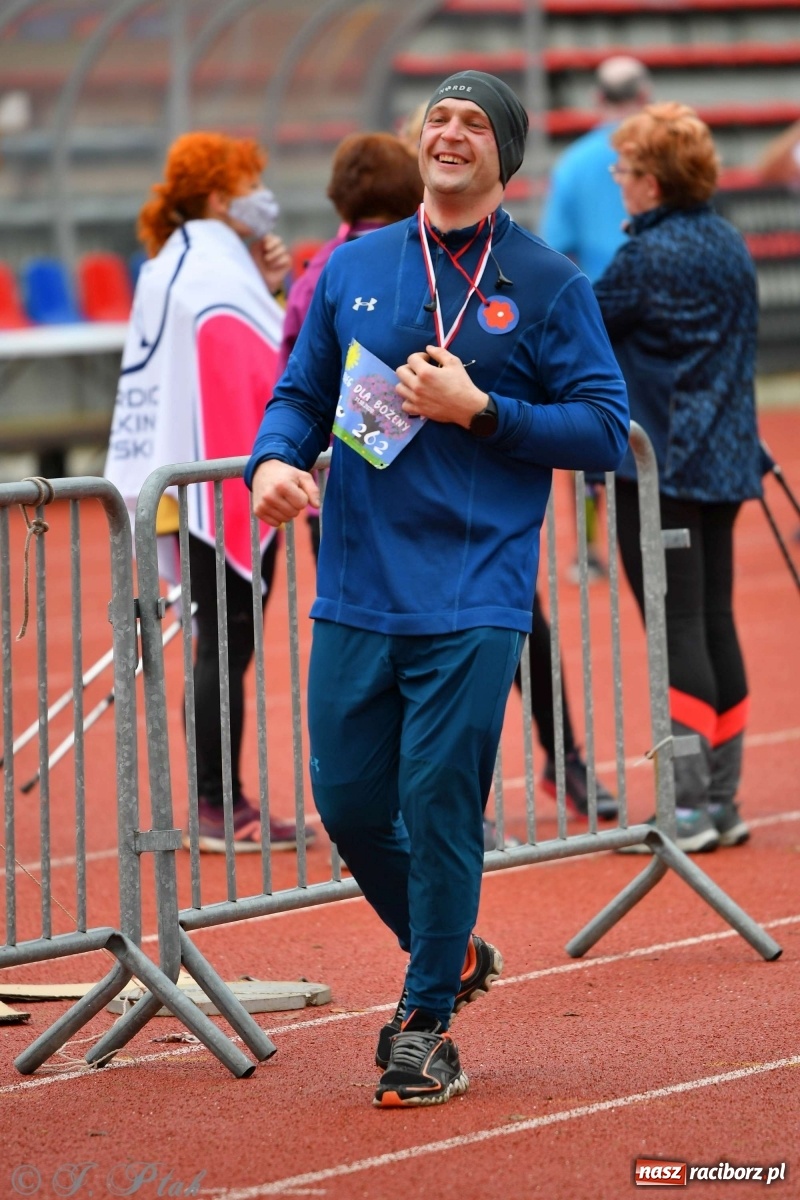 Zdjęcie w galerii na portalu naszraciborz.pl: Jesienny Bieg dla Bożeny [FOTORELACJA] wiadomości z regionu