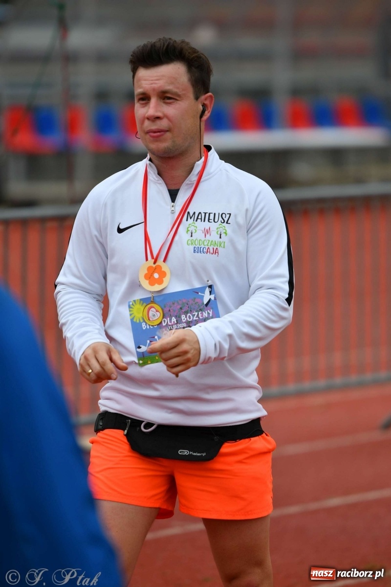 Zdjęcie w galerii na portalu naszraciborz.pl: Jesienny Bieg dla Bożeny [FOTORELACJA] wiadomości z regionu