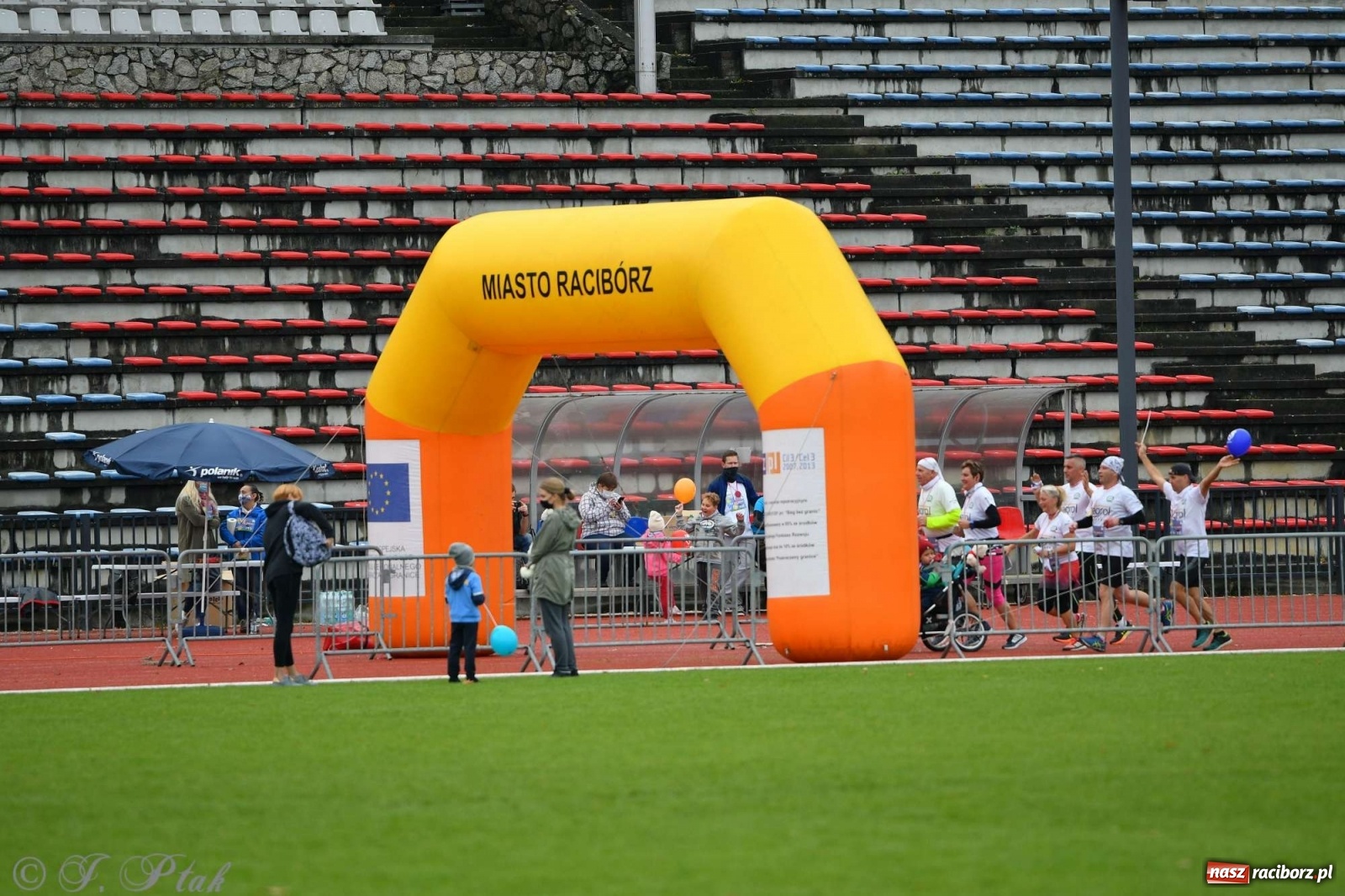 Zdjęcie w galerii na portalu naszraciborz.pl: Jesienny Bieg dla Bożeny [FOTORELACJA] wiadomości z regionu
