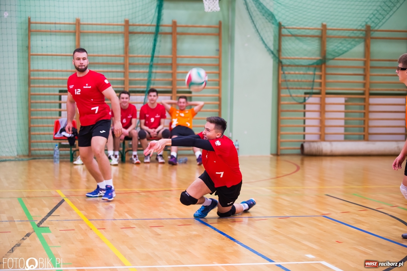 Zdjęcie w galerii na portalu naszraciborz.pl: RLPS. Niedzielne zwycięstwa faworytów [FOTO] wiadomości z regionu