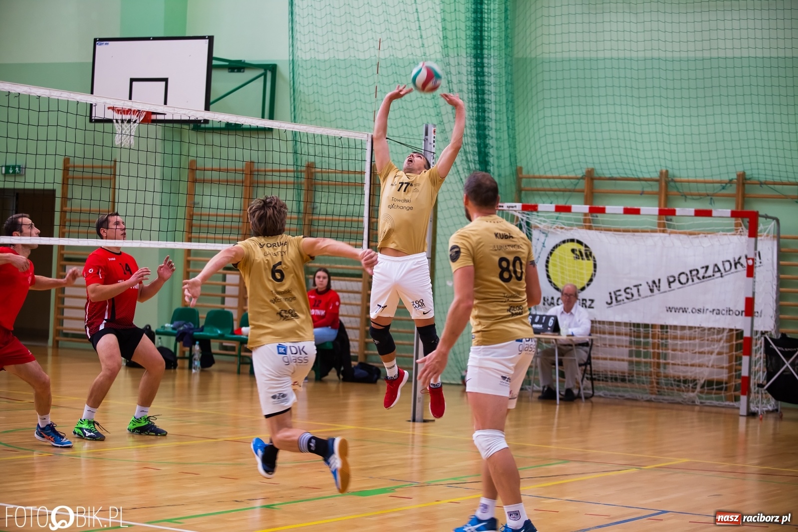 Zdjęcie w galerii na portalu naszraciborz.pl: RLPS. Niedzielne zwycięstwa faworytów [FOTO] wiadomości z regionu