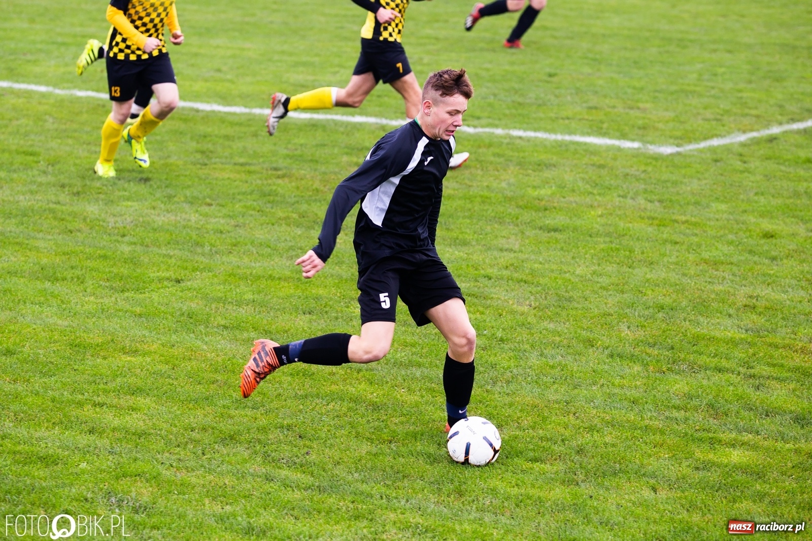 Zdjęcie w galerii na portalu naszraciborz.pl: C klasa. Rezerwy Brzezia uległy liderowi [FOTO] wiadomości z regionu