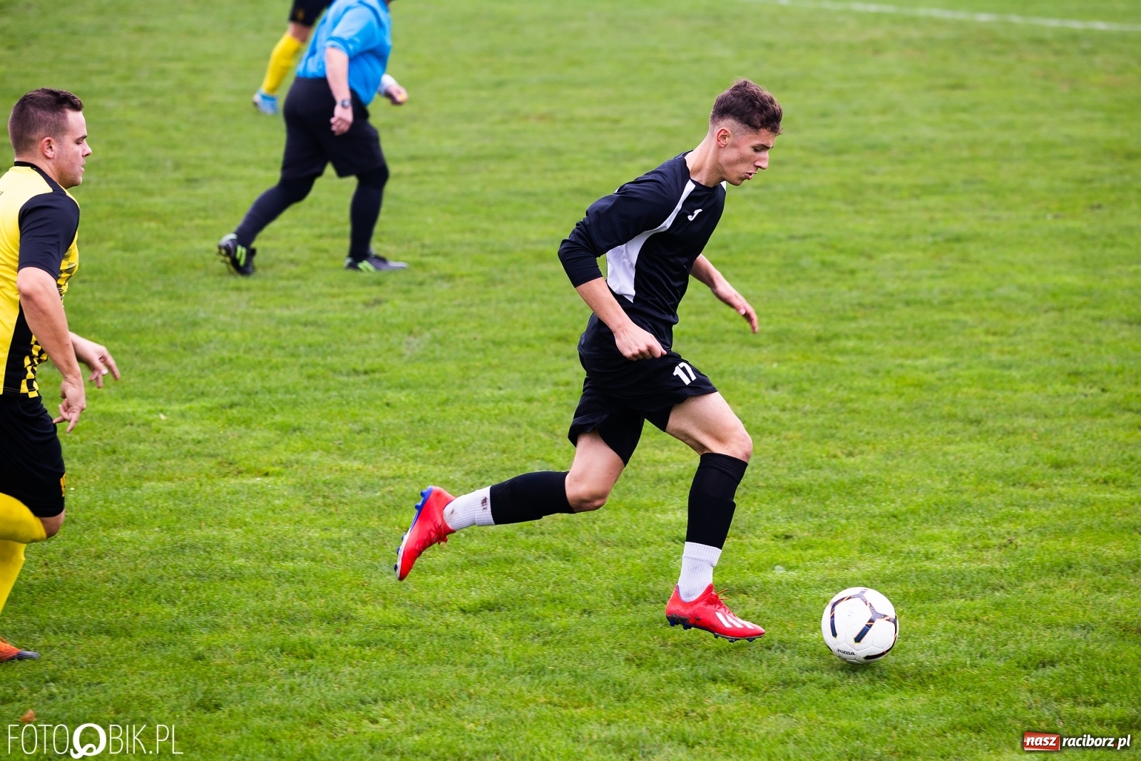 Zdjęcie w galerii na portalu naszraciborz.pl: C klasa. Rezerwy Brzezia uległy liderowi [FOTO] wiadomości z regionu