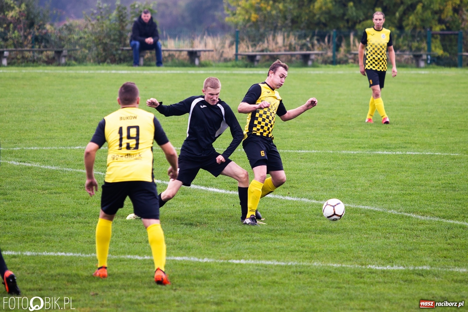 Zdjęcie w galerii na portalu naszraciborz.pl: C klasa. Rezerwy Brzezia uległy liderowi [FOTO] wiadomości z regionu