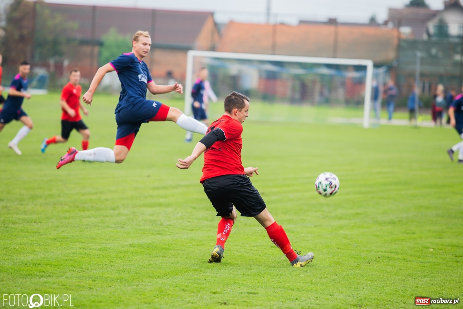 Zdjęcie w galerii na portalu naszraciborz.pl: Klasa okręgowa. Lider bez punktów w derbach gminy [FOTO] wiadomości z regionu