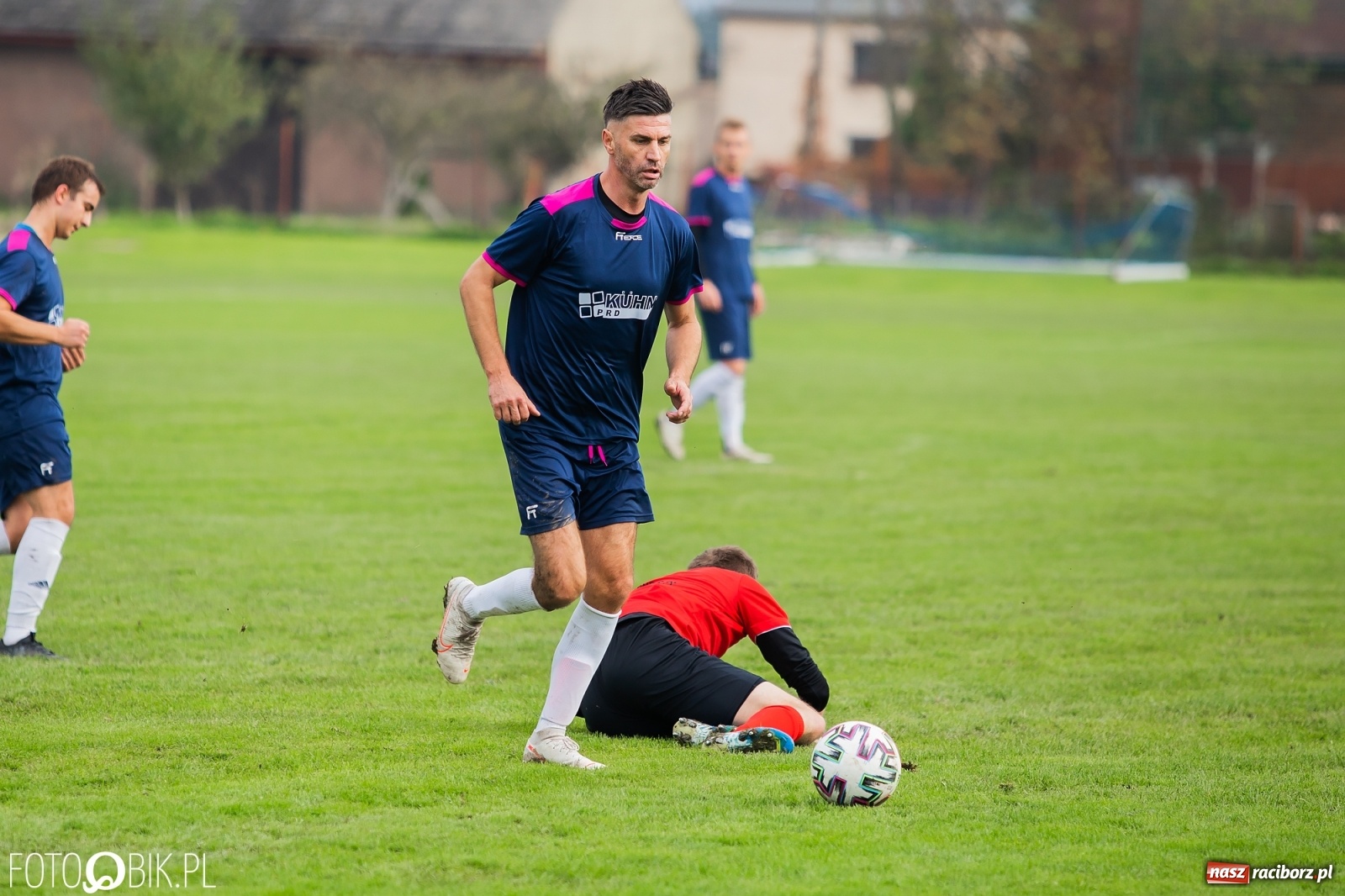 Zdjęcie w galerii na portalu naszraciborz.pl: Klasa okręgowa. Lider bez punktów w derbach gminy [FOTO] wiadomości z regionu