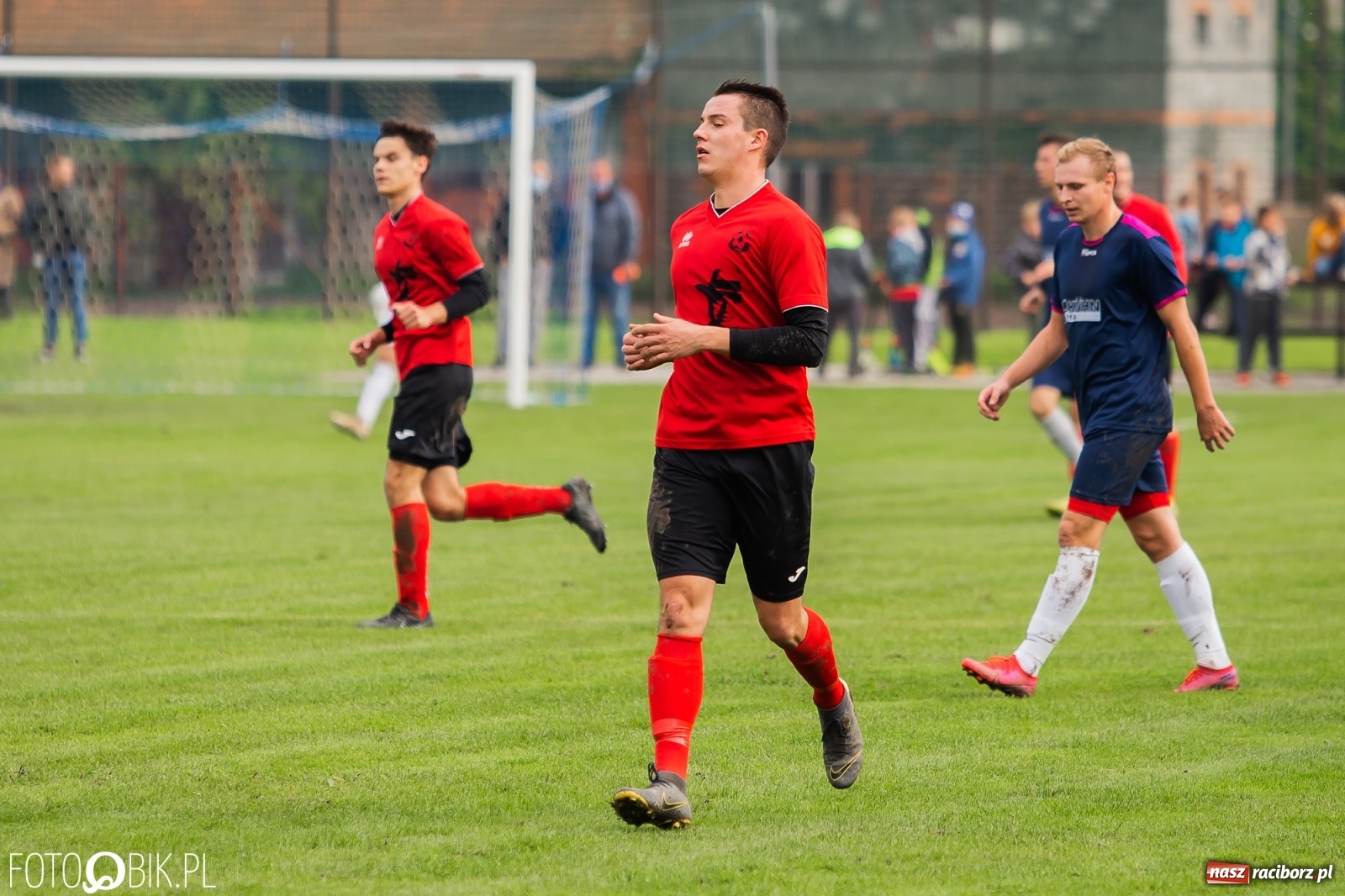 Zdjęcie w galerii na portalu naszraciborz.pl: Klasa okręgowa. Lider bez punktów w derbach gminy [FOTO] wiadomości z regionu