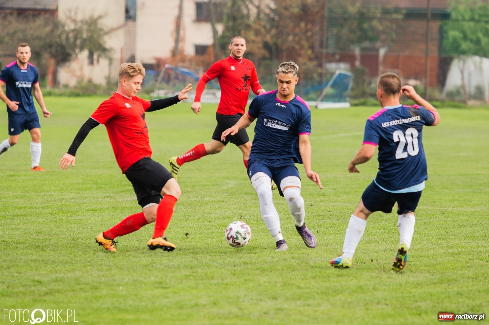 Zdjęcie w galerii na portalu naszraciborz.pl: Klasa okręgowa. Lider bez punktów w derbach gminy [FOTO] wiadomości z regionu
