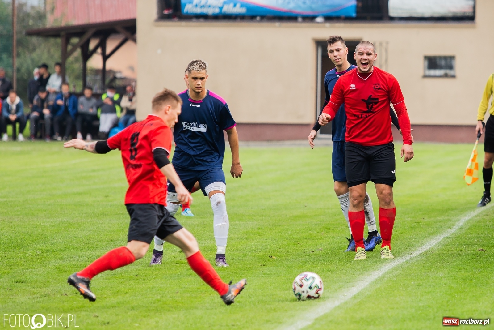 Zdjęcie w galerii na portalu naszraciborz.pl: Klasa okręgowa. Lider bez punktów w derbach gminy [FOTO] wiadomości z regionu