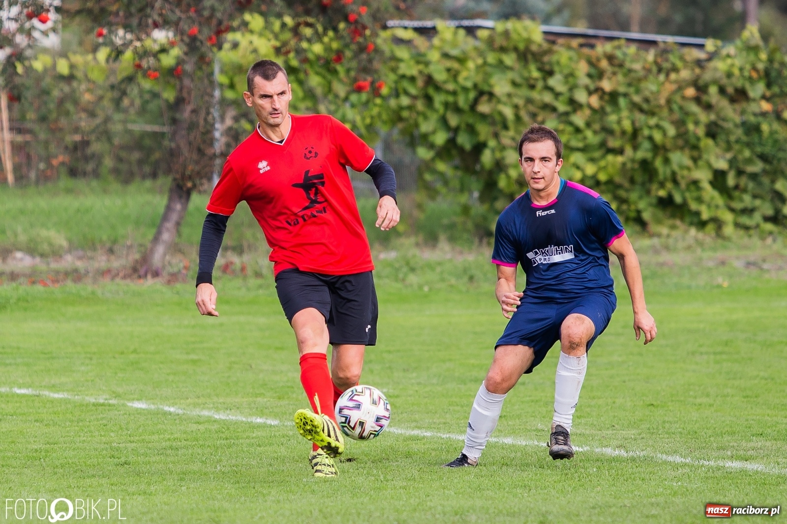 Zdjęcie w galerii na portalu naszraciborz.pl: Klasa okręgowa. Lider bez punktów w derbach gminy [FOTO] wiadomości z regionu