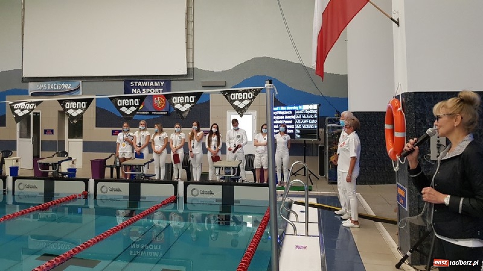 Zdjęcie w galerii na portalu naszraciborz.pl: Pływacy rywalizowali o puchar dyrektora ZSOMS wiadomości z regionu
