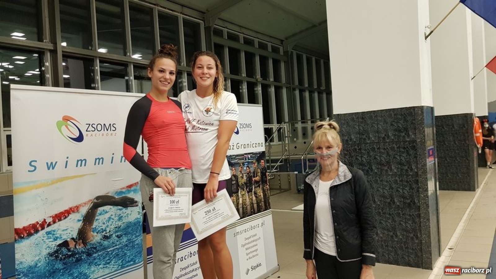 Zdjęcie w galerii na portalu naszraciborz.pl: Pływacy rywalizowali o puchar dyrektora ZSOMS wiadomości z regionu