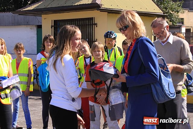 Zdjęcie w galerii na portalu naszraciborz.pl: Gwieździsty rajd rowerowy dla uczniów wiadomości z regionu