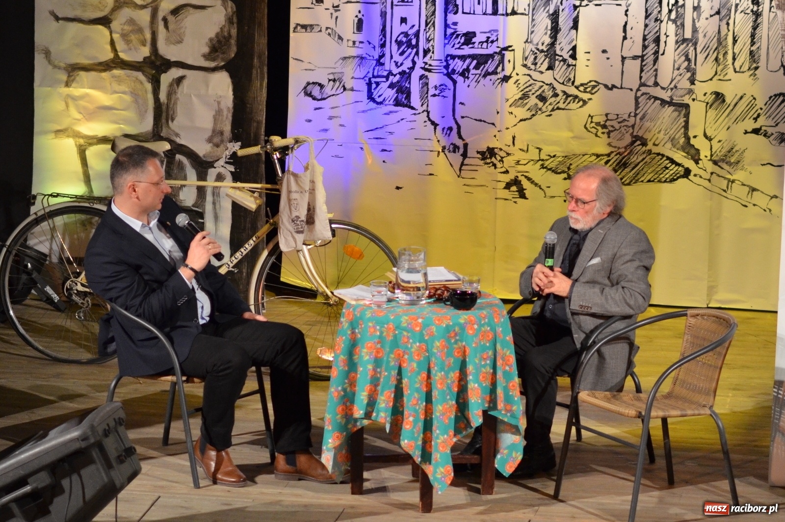 Zdjęcie w galerii na portalu naszraciborz.pl: Wieczór autorski Marka Rapnickiego  wiadomości z regionu