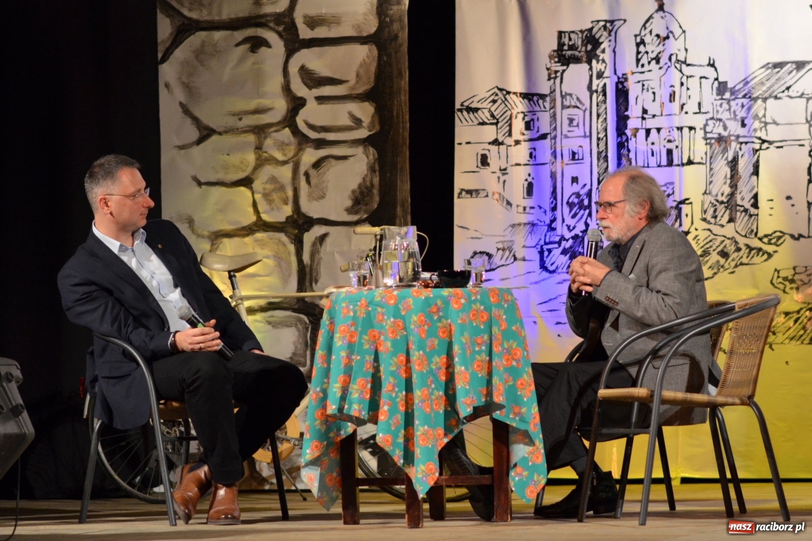 Zdjęcie w galerii na portalu naszraciborz.pl: Wieczór autorski Marka Rapnickiego  wiadomości z regionu