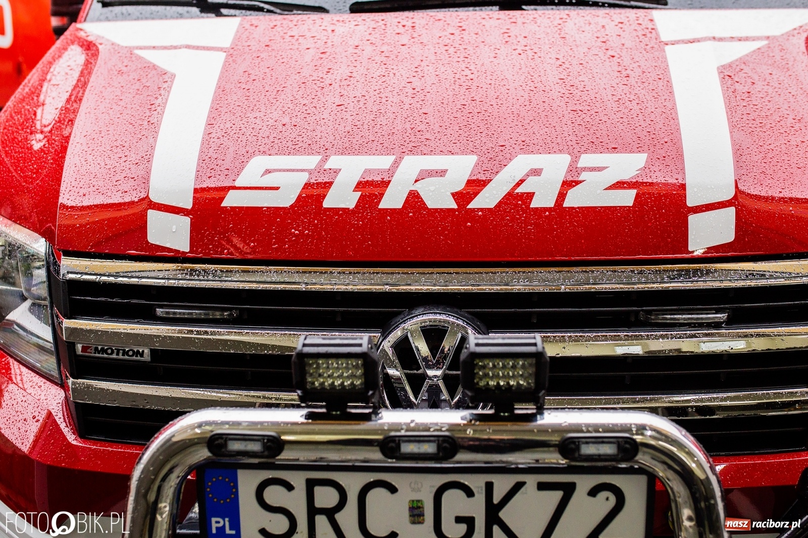 Zdjęcie w galerii na portalu naszraciborz.pl: Druhowie z Krowiarek odebrali kluczyki do nowego wozu bojowego  wiadomości z regionu