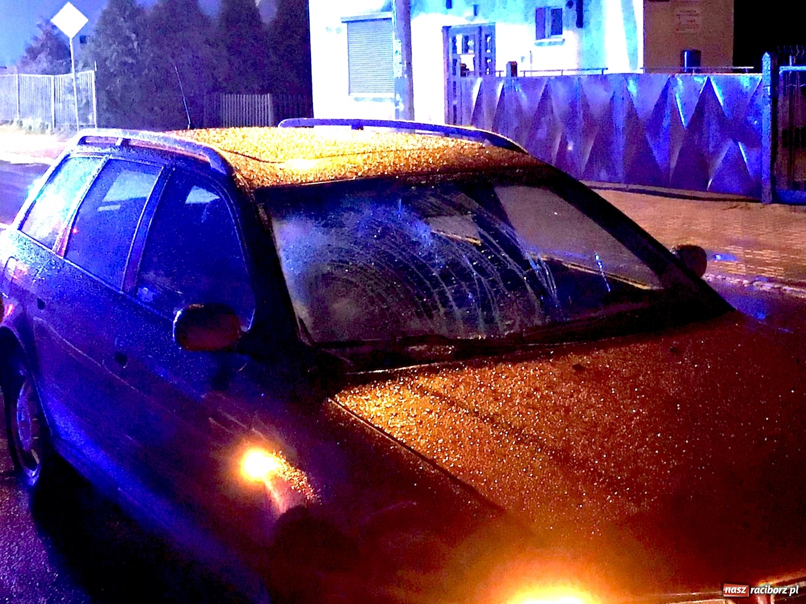 Zdjęcie w galerii na portalu naszraciborz.pl: Ranna w wypadku 17-latka czekała pół godziny na karetkę z... Rybnika wiadomości z regionu