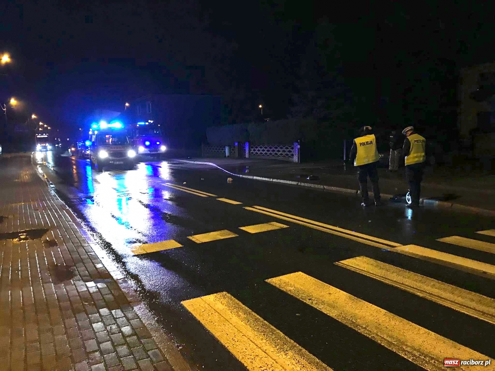 Zdjęcie w galerii na portalu naszraciborz.pl: Ranna w wypadku 17-latka czekała pół godziny na karetkę z... Rybnika wiadomości z regionu